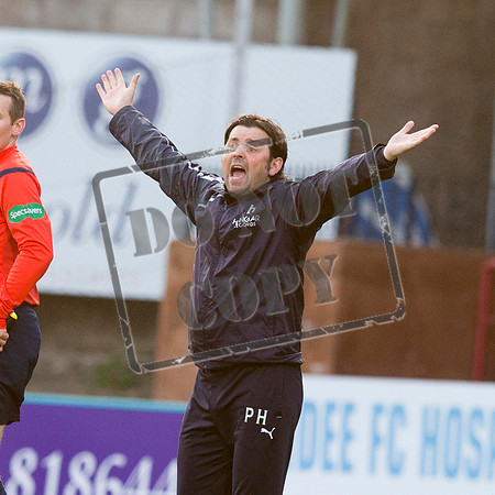SOCCER Dundee