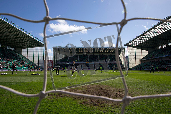 SOCCER Hibernian