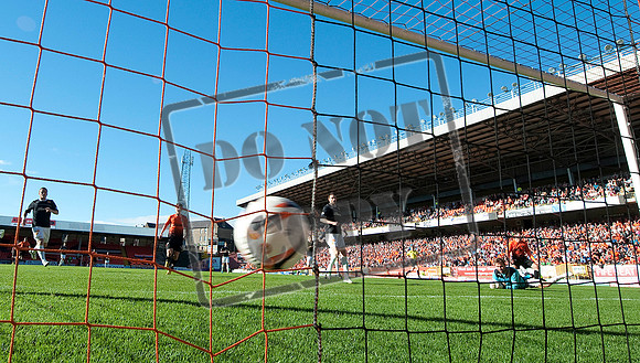 SOCCER Dundee Utd