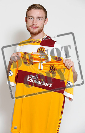 st mirren signing