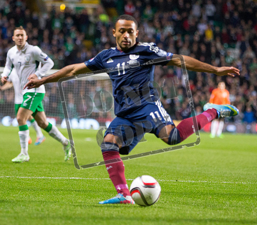 Soccer - UEFA Euro 2016 - Qualifying - Group D - Scotland v Republic of Ireland - Hampden Park