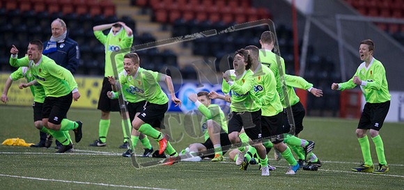 schools football